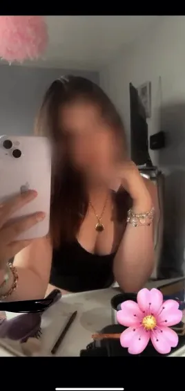 Anna, 20