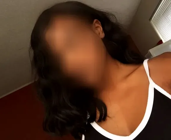 Diana, 25