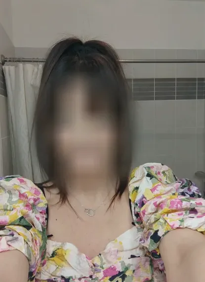 Leonie, 39