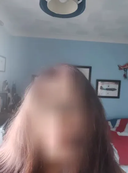Melina, 24